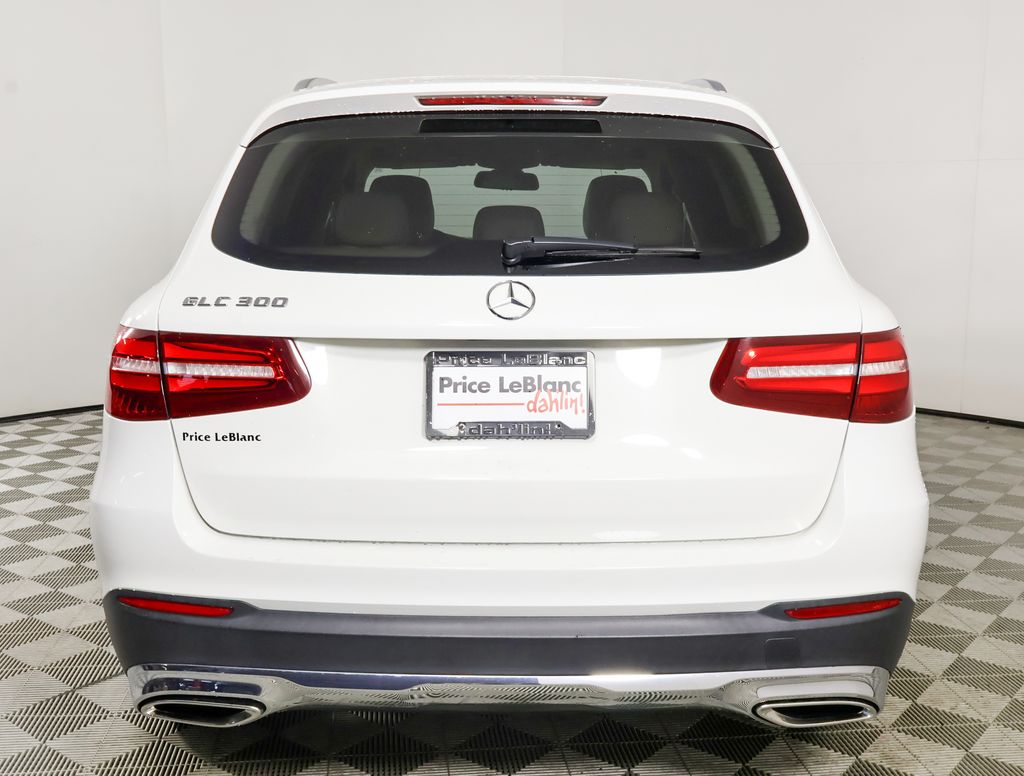 2018 Mercedes Benz GLC 300 photo 3