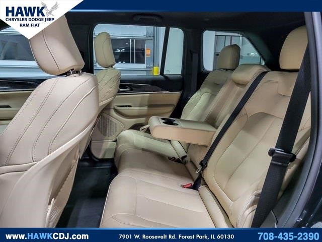 2024 JEEP GRAND CHEROKEE - Image 11