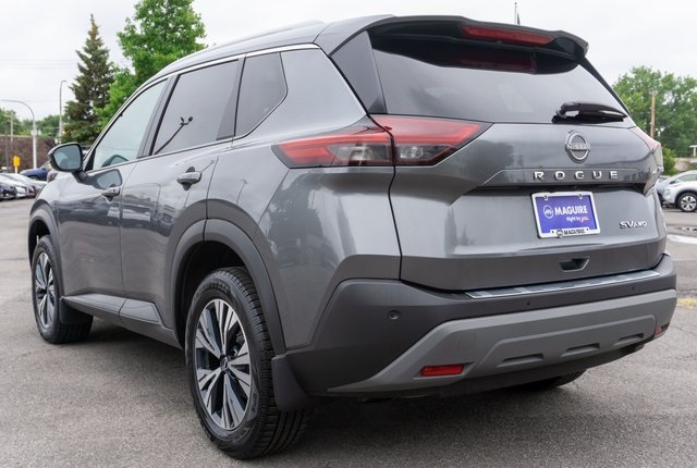 2022 Nissan Rogue SV photo 7