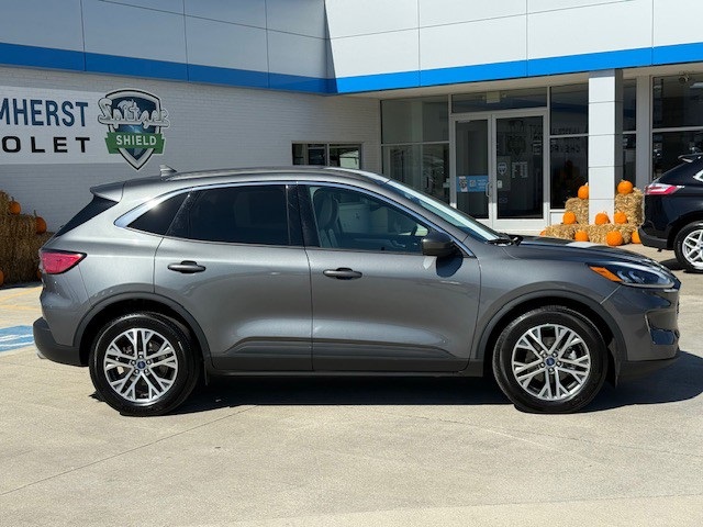 2022 Ford Escape SEL photo 3