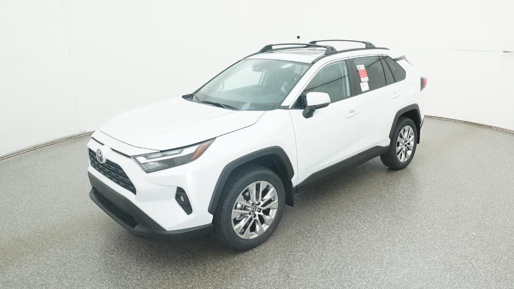 2025 Toyota RAV4 XLE Premium's photo