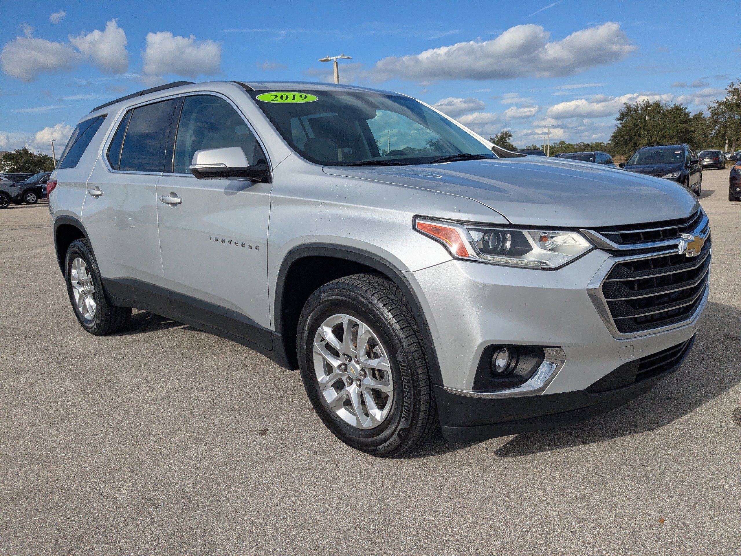 Used 2019 Chevrolet Traverse 1LT with VIN 1GNERGKW8KJ222134 for sale in Port Charlotte, FL