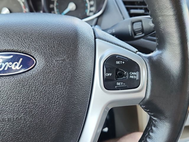 2014 Ford Fiesta SE photo 26
