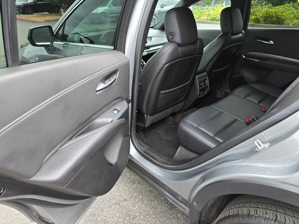 2024 Cadillac XT4 Premium Luxury photo 14