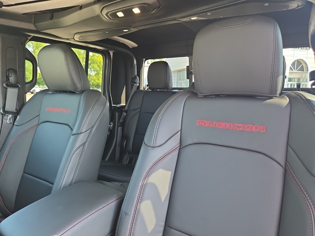 2025 Jeep Gladiator Rubicon photo 14