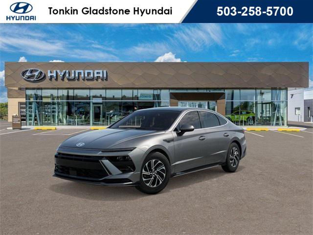 2026 Hyundai Sonata Hybrid Blue's photo