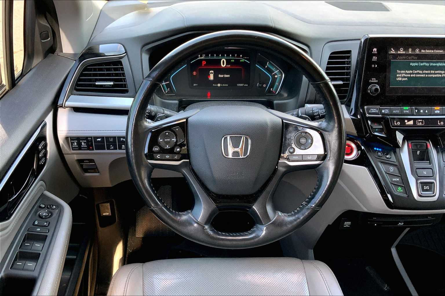 2018 Honda Odyssey Elite photo 5