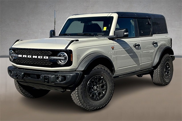 2025 Ford Bronco 4-Door Badlands's photo