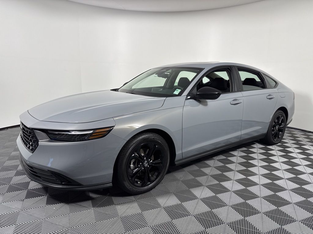 2025 Honda Accord SE photo 2