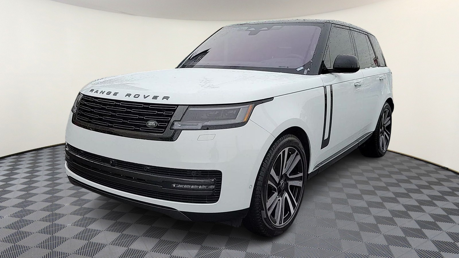 2023 Land Rover Range Rover SE photo 4