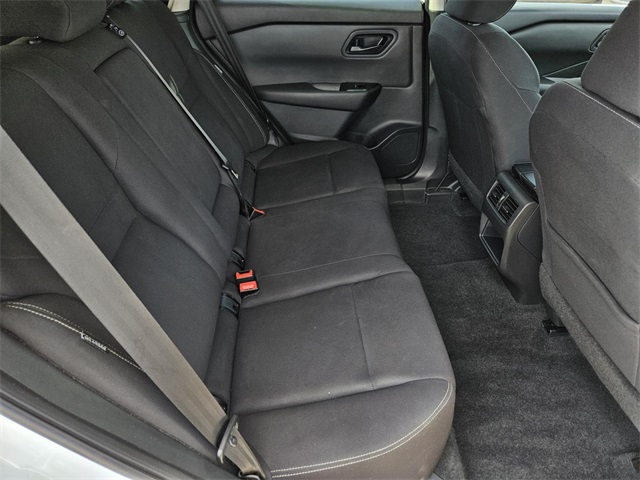 2024 Nissan Rogue S photo 35
