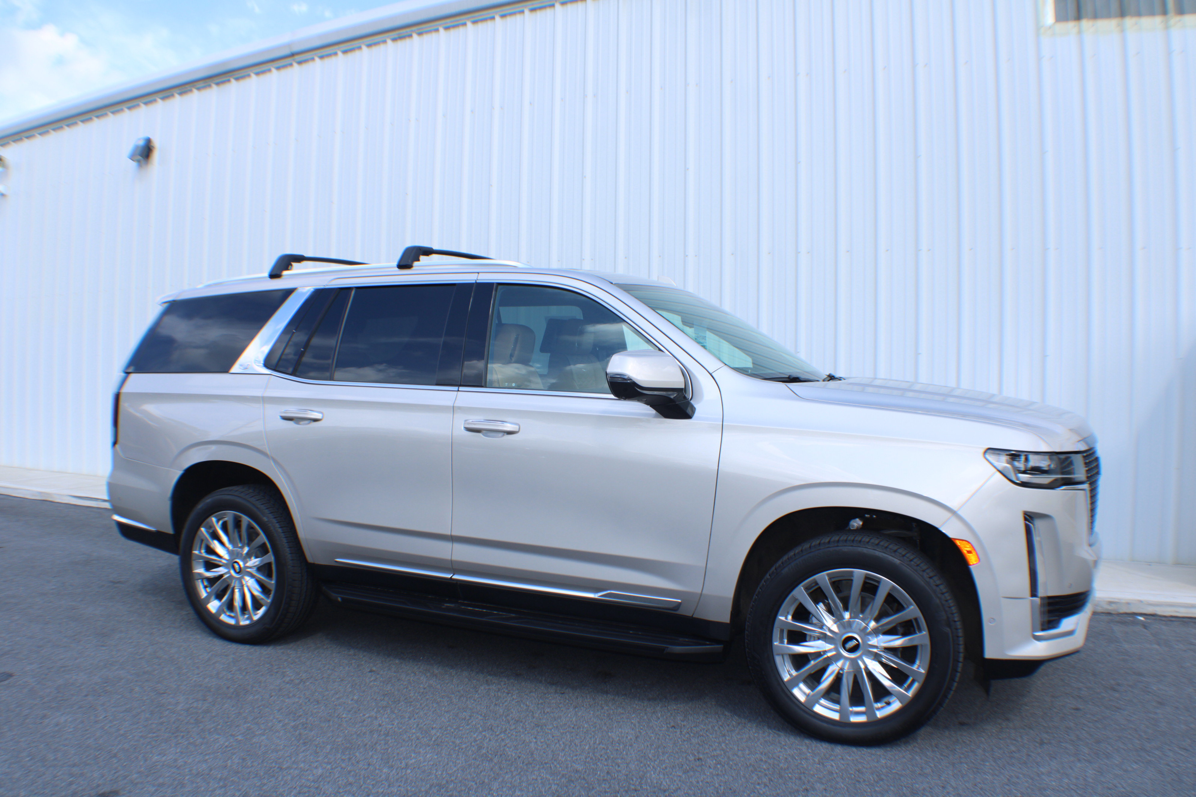 2021 Cadillac Escalade Premium Luxury's photo