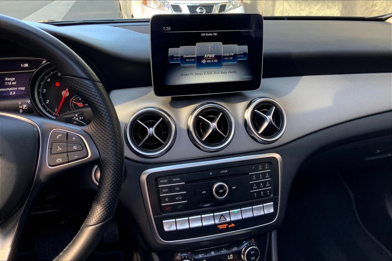 2020 Mercedes Benz GLA 250 4MATIC photo 6