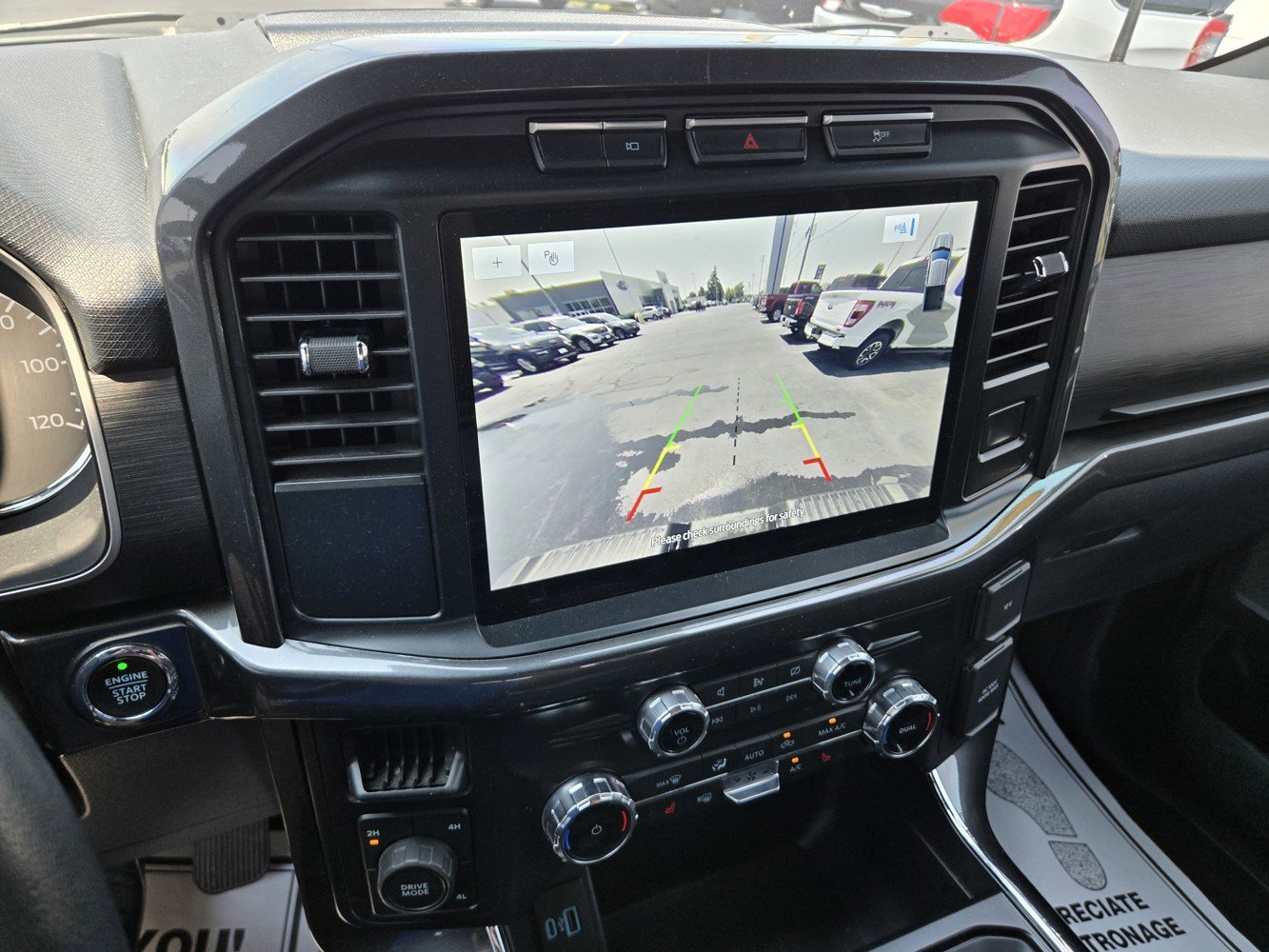 2022 Ford F-150 XLT photo 8