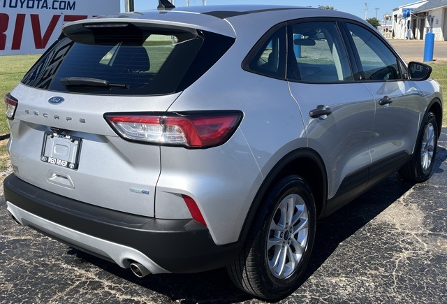 2020 Ford Escape S photo 3