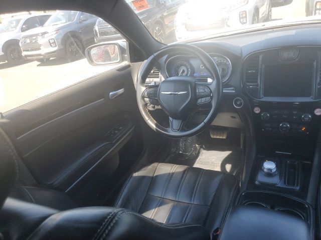 2021 Chrysler 300 S photo 13