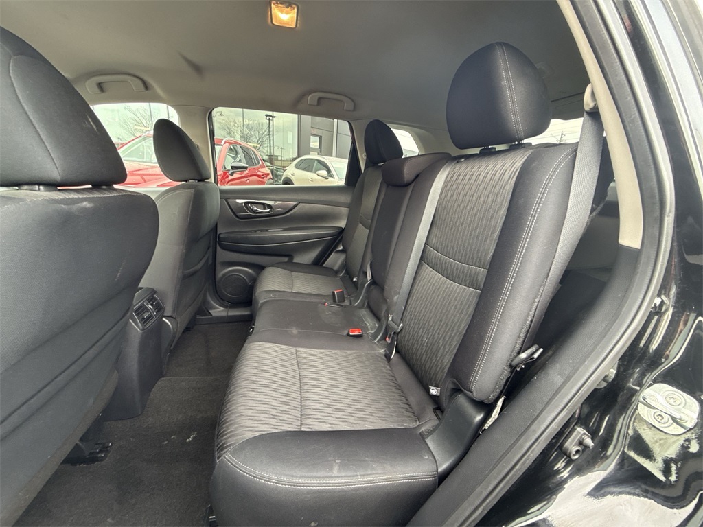 2019 NISSAN ROGUE - Image 21