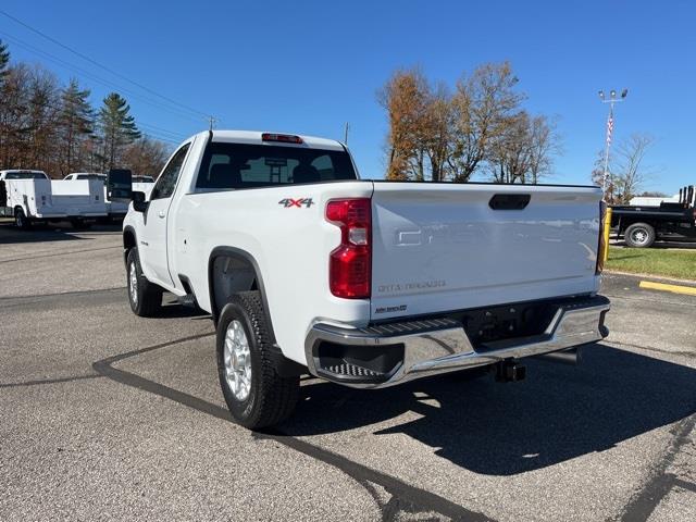 2025 Chevrolet Silverado 2500HD LT photo 11
