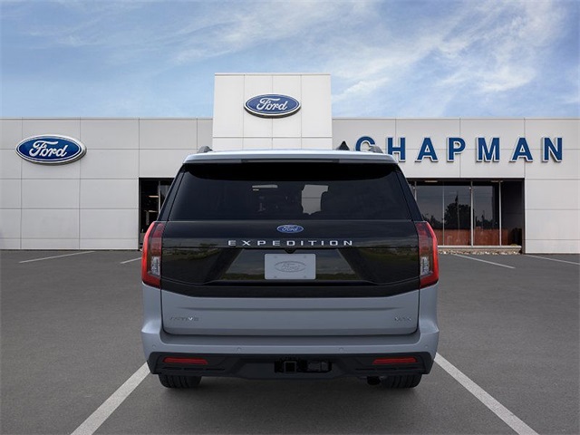 2025 Ford Expedition MAX photo 3