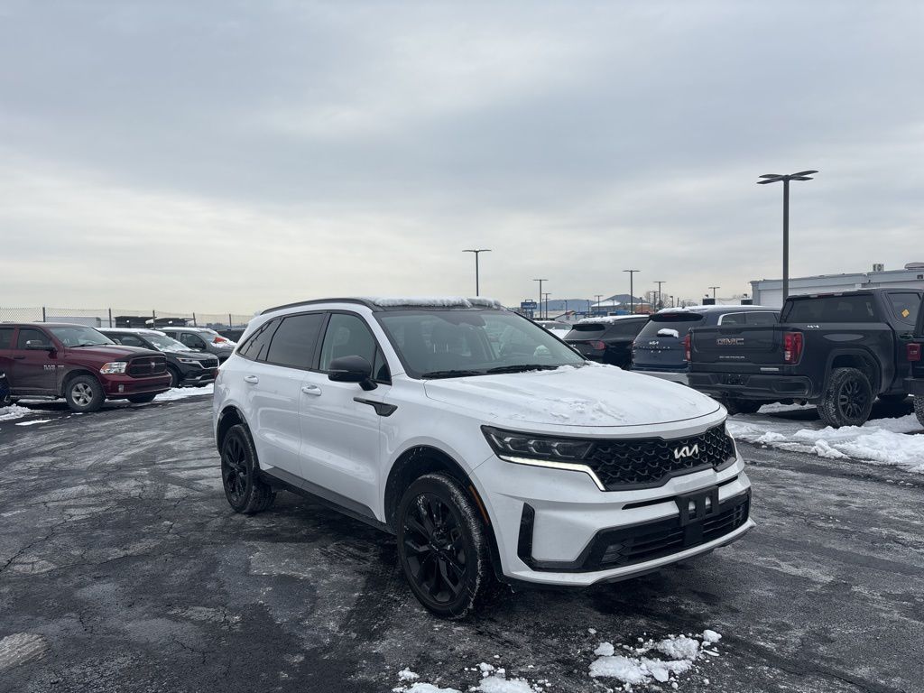 2022 Kia Sorento SX's photo