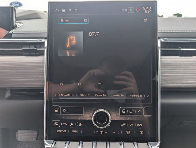2025 Gmc Sierra EV Denali photo 17