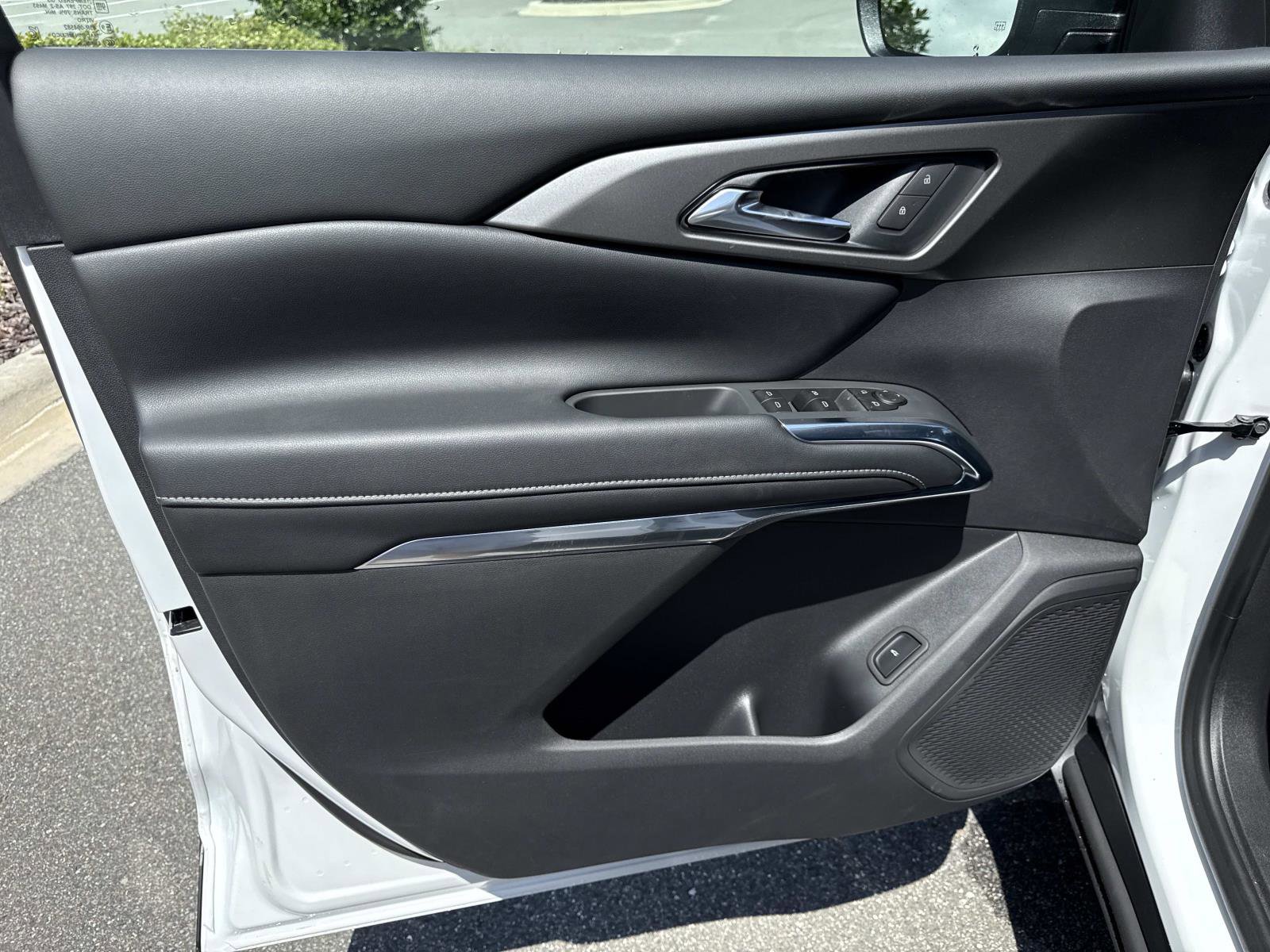 2026 Chevrolet Traverse photo 18
