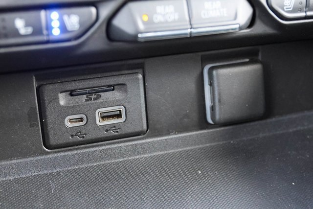 Used 2021 Black GMC AT4 image 33