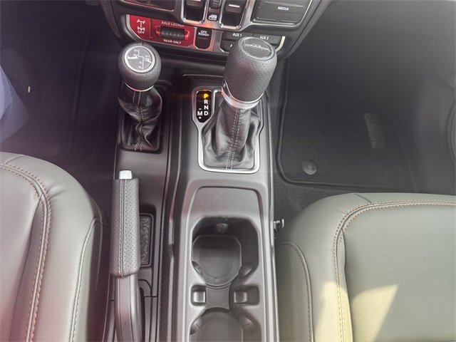 2025 Jeep Gladiator Mojave photo 25