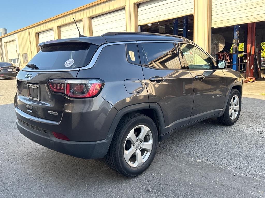 2019 Jeep Compass Latitude photo 6