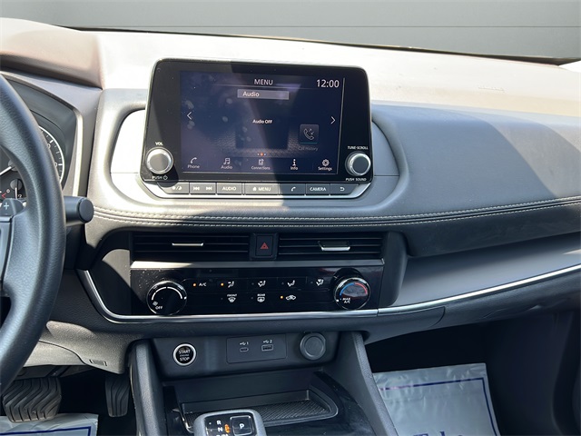 2023 Nissan Rogue S photo 18