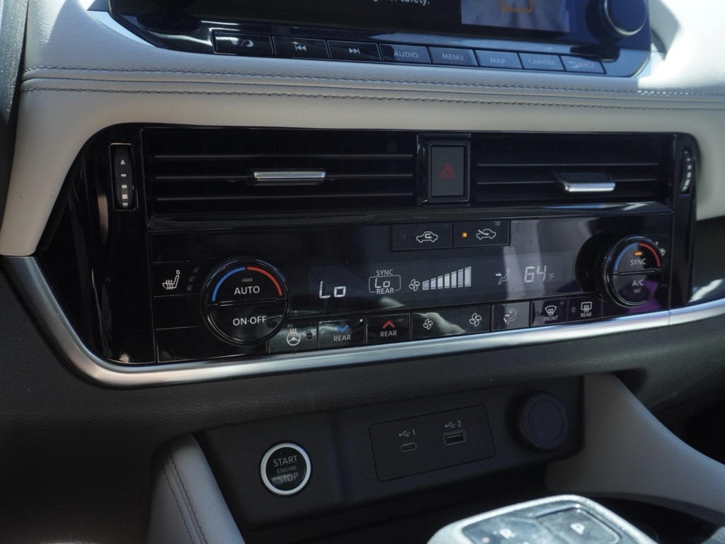 2023 Nissan Rogue SL photo 17