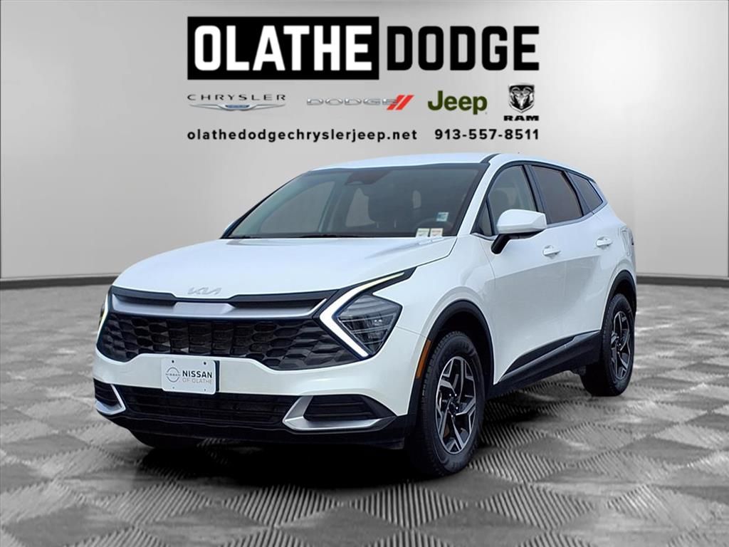 2024 Kia Sportage LX's photo