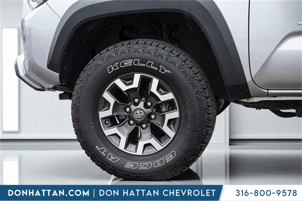 2020 Toyota Tacoma Off-Road photo 35