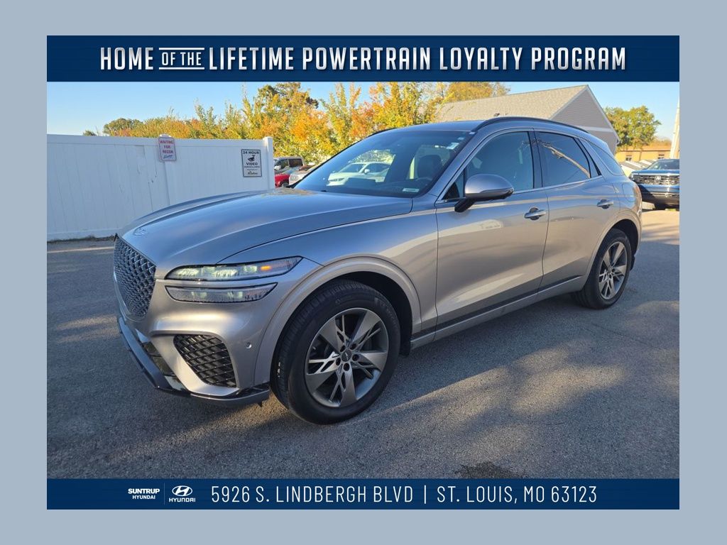 2022 GENESIS GV70 Sport's photo