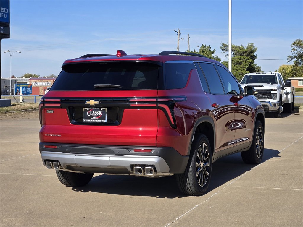 2026 Chevrolet Traverse photo 4