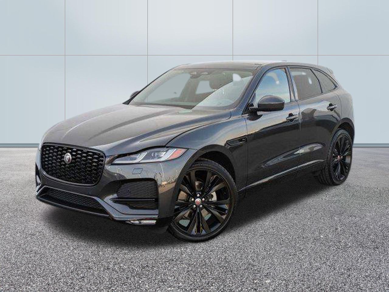 2023 Jaguar F-PACE S's photo