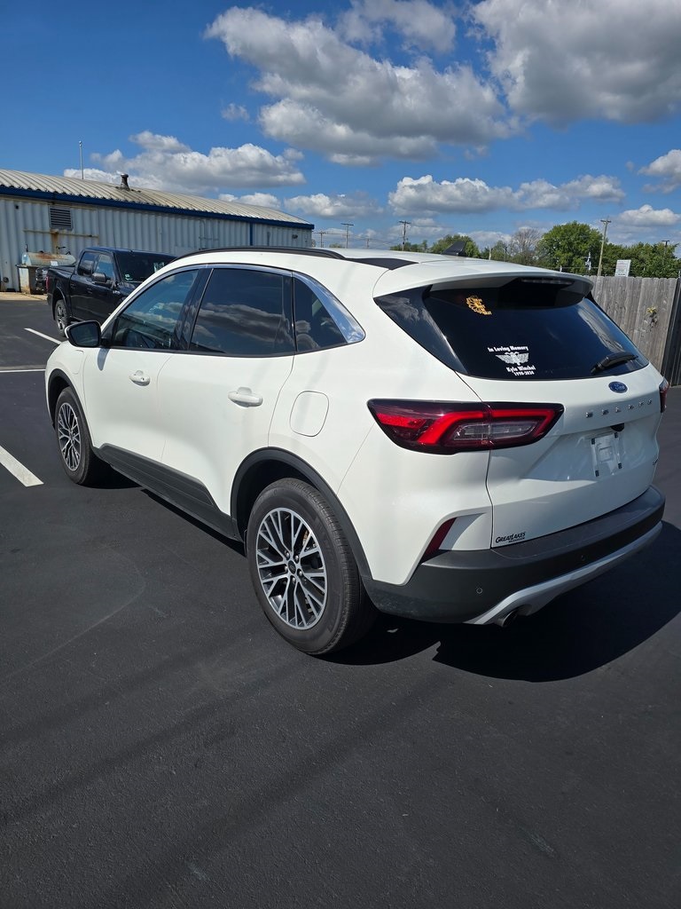 2023 Ford Escape Base photo 3