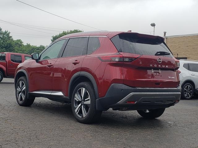 2022 Nissan Rogue SL photo 3