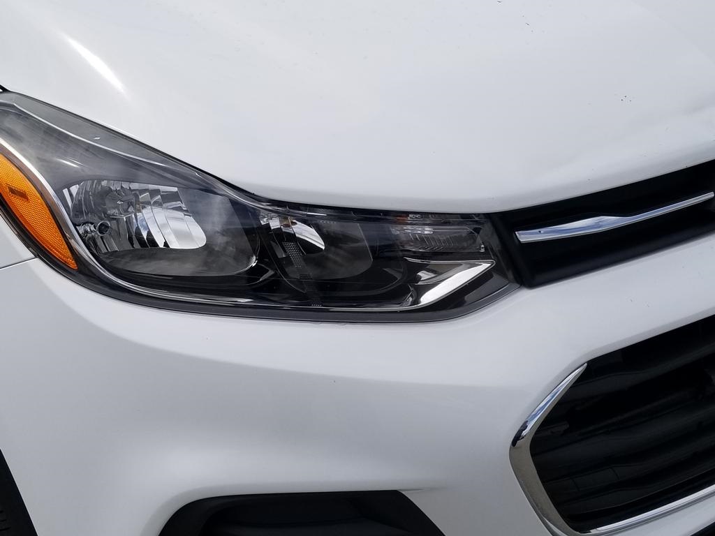 2018 Chevrolet Trax LS photo 9