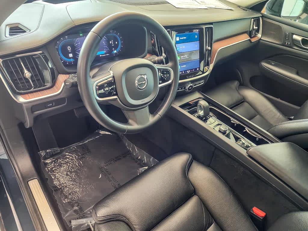 2024 Volvo S60 Ultimate photo 7