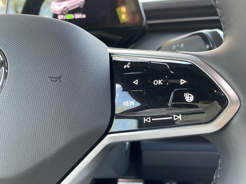 2025 Volkswagen ID. Buzz Pro S photo 9