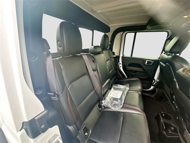 2020 Jeep Gladiator Rubicon photo 24