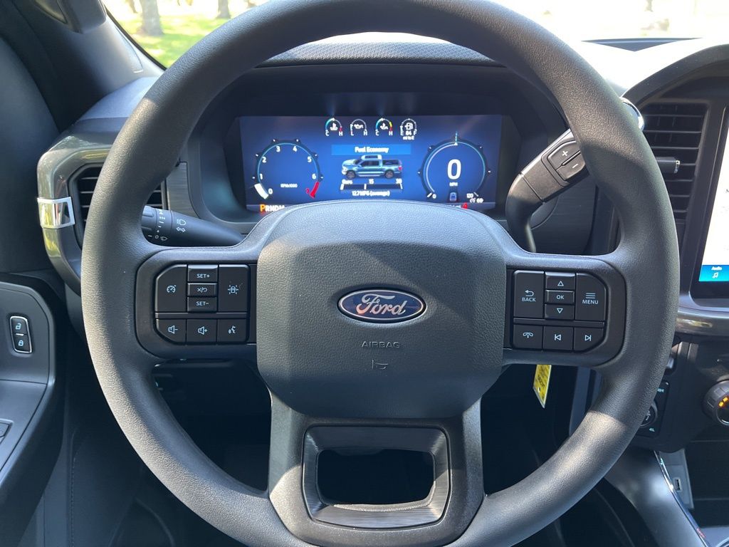 2025 Ford F-150 STX photo 15