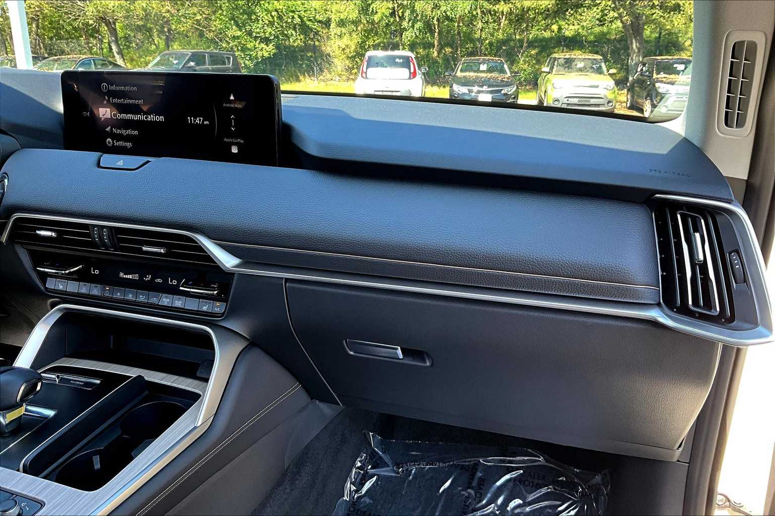 2025 Mazda CX-70 Premium photo 18
