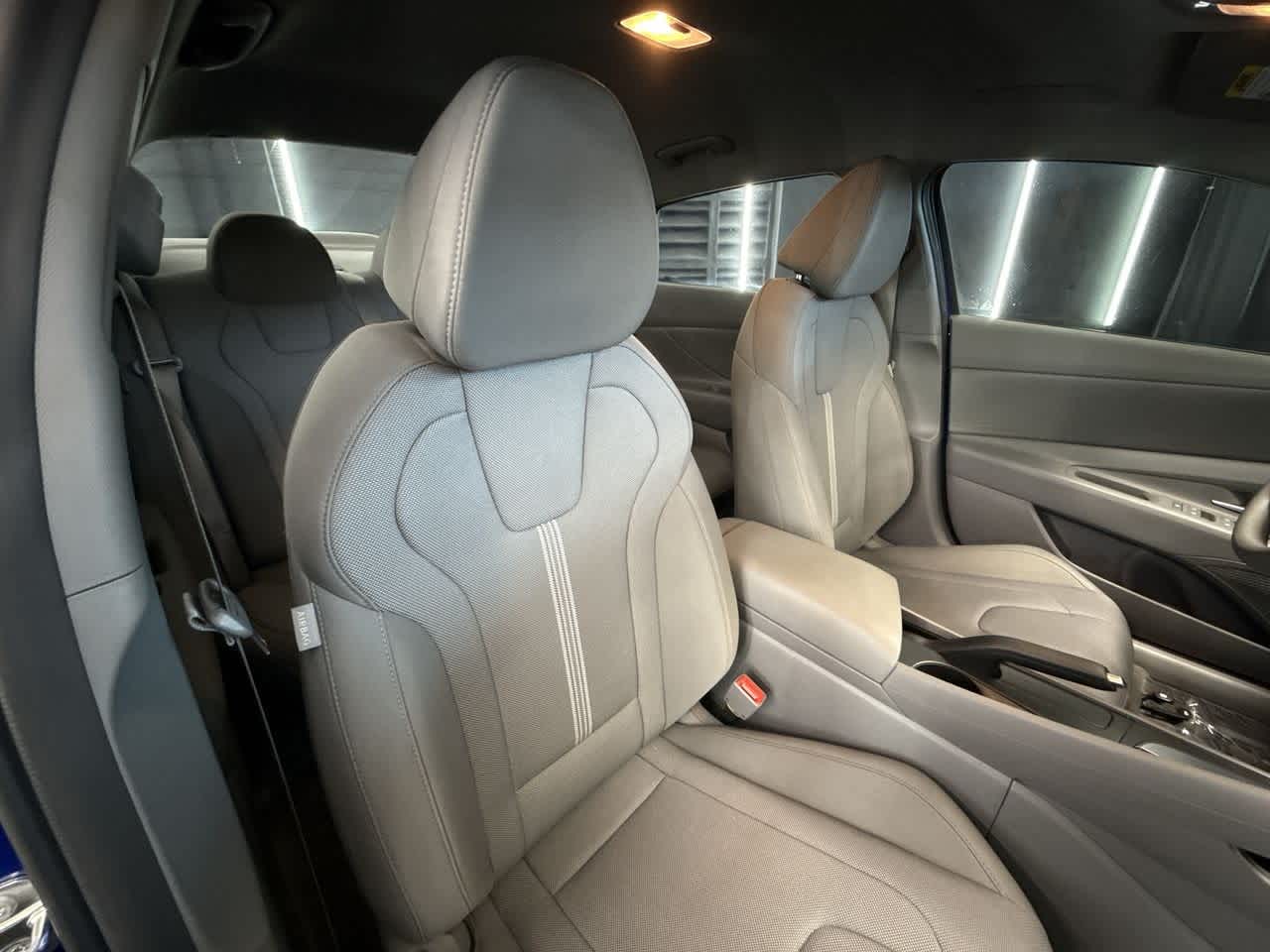 2024 Hyundai Elantra SE photo 24