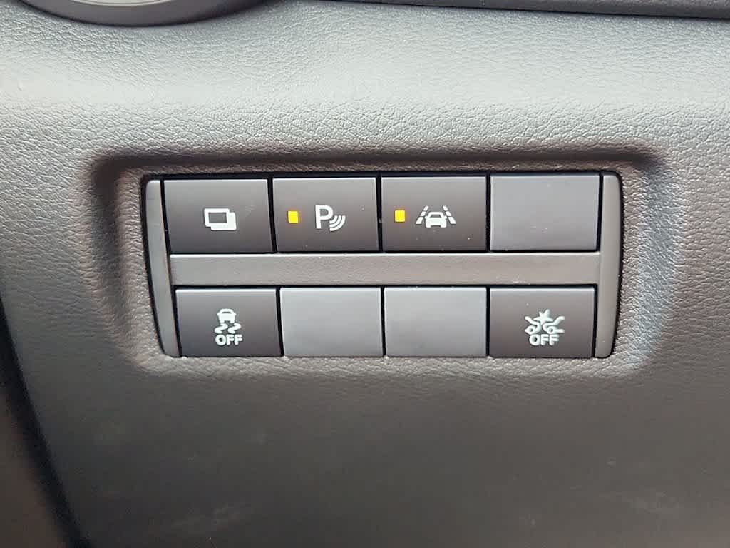 2025 Nissan Versa S photo 14
