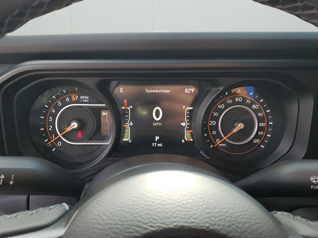 2025 Jeep Gladiator Sport photo 32