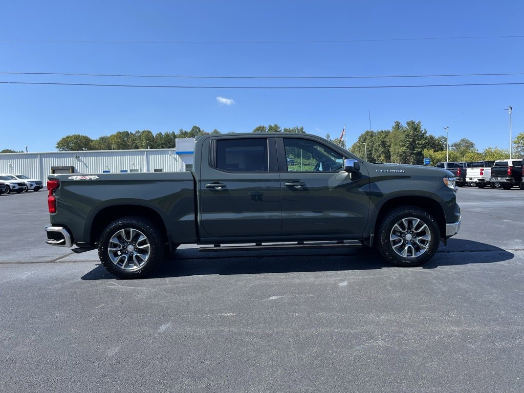 2025 Chevrolet Silverado 1500 LT photo 20