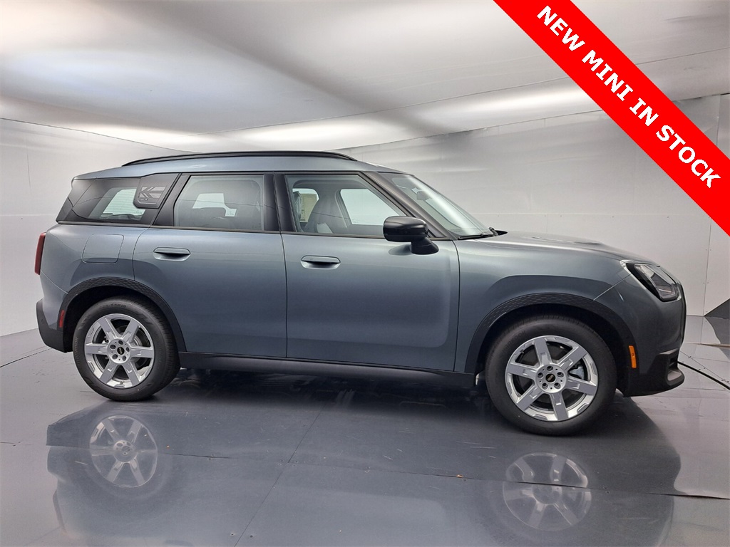 2025 Mini Countryman ALL4 Signature photo 2