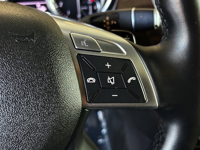 2012 Mercedes Benz ML 350 4MATIC photo 24